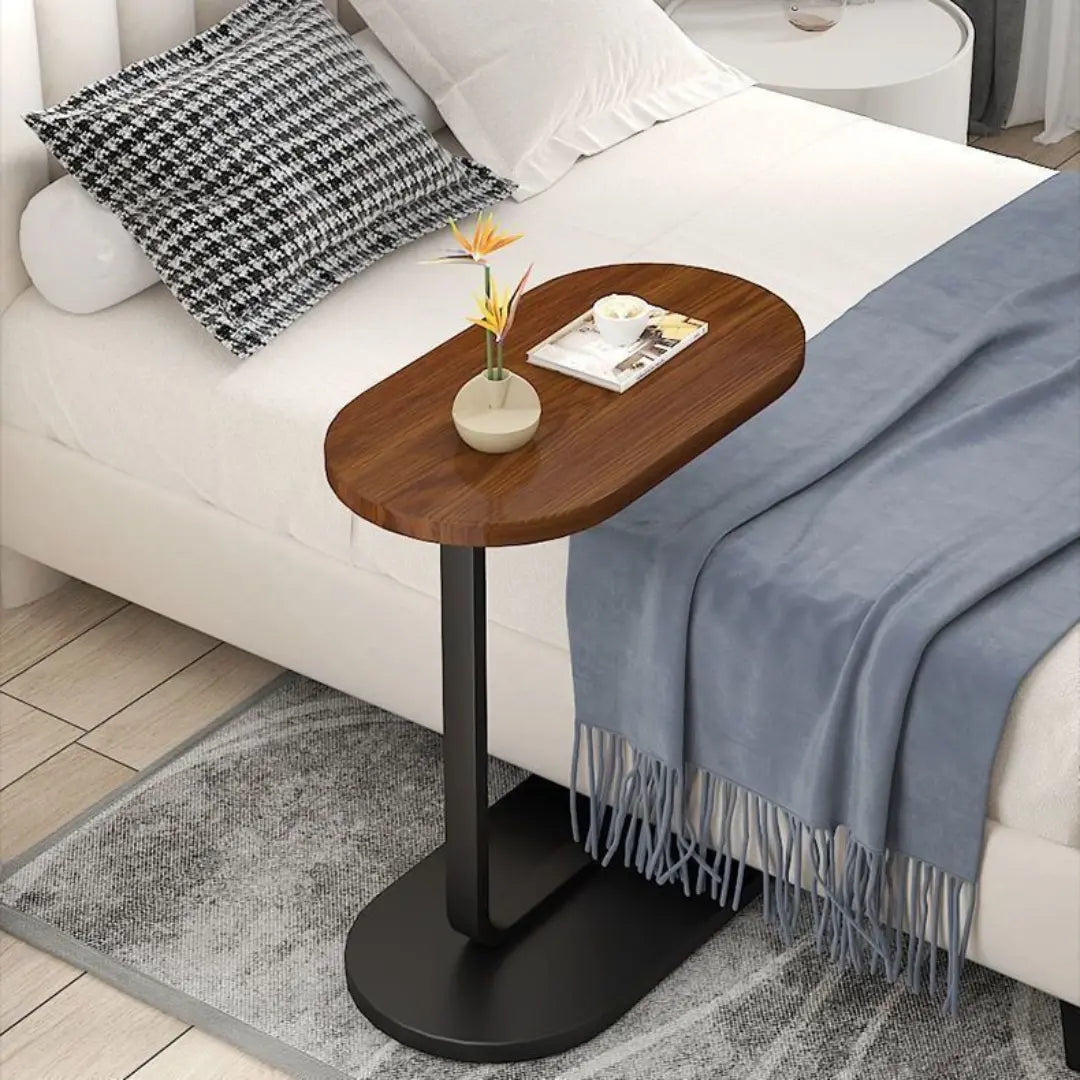 Mesa de apoio lateral compacta em ferro e MDF – ângulo lateral